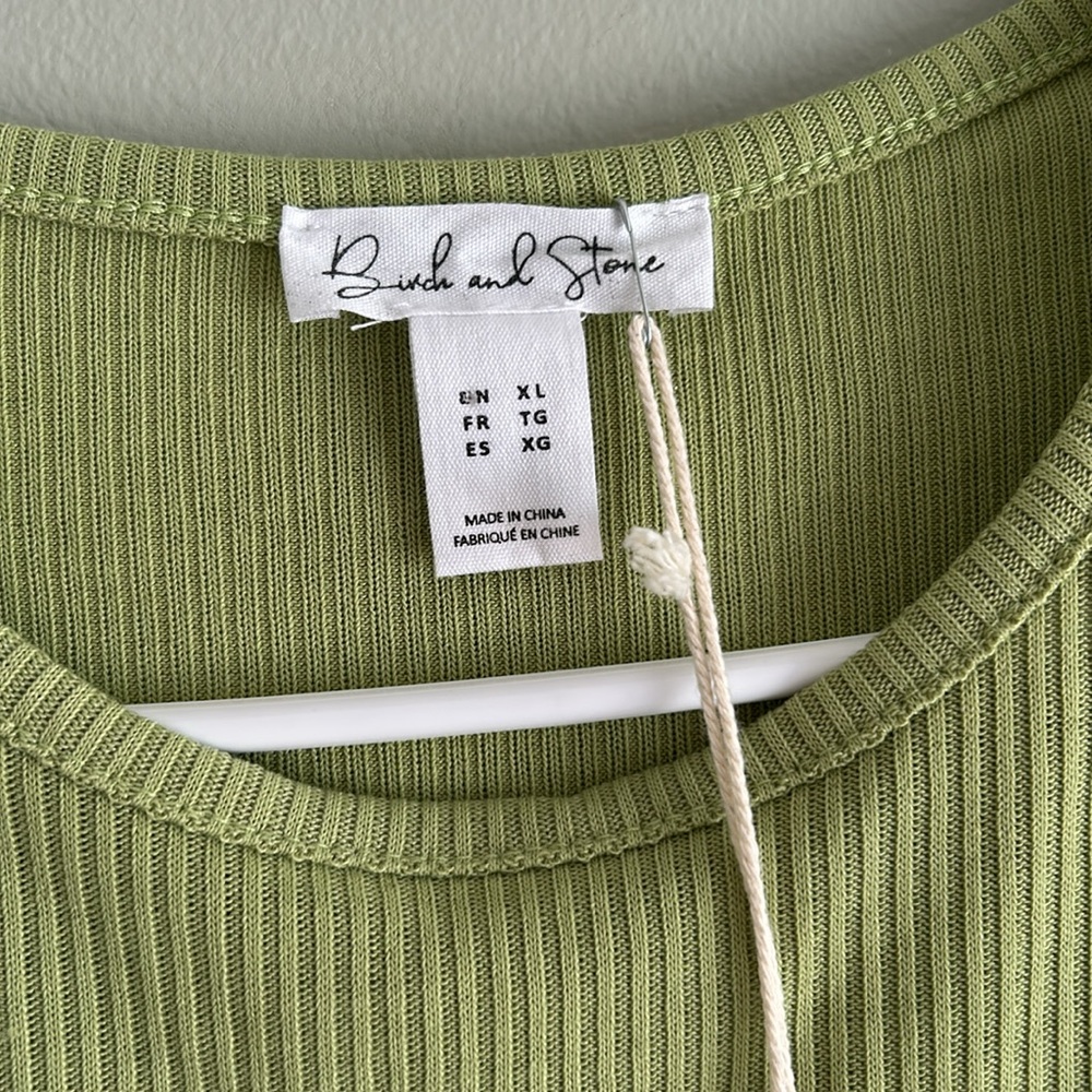 Birch and stone cropped top - Picture 2 of 3